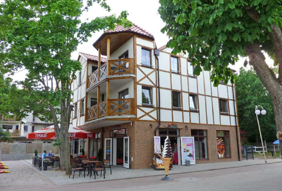 Impresja Apartment Рови Екстериор снимка